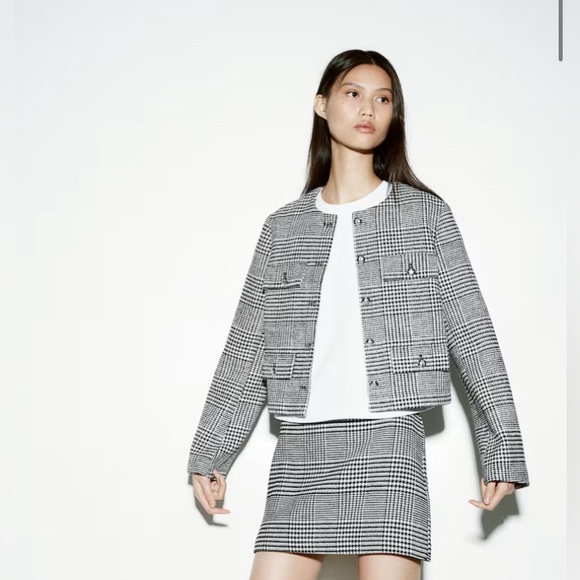 H&M, NWT, Houndstooth Mini Skirt, Size 10 - Picture 5 of 7